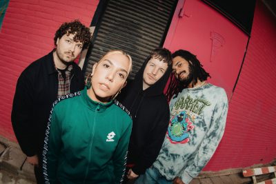 3 TO KNOW – Tape Toy