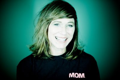 Kim Deal – A Good Time Pushed