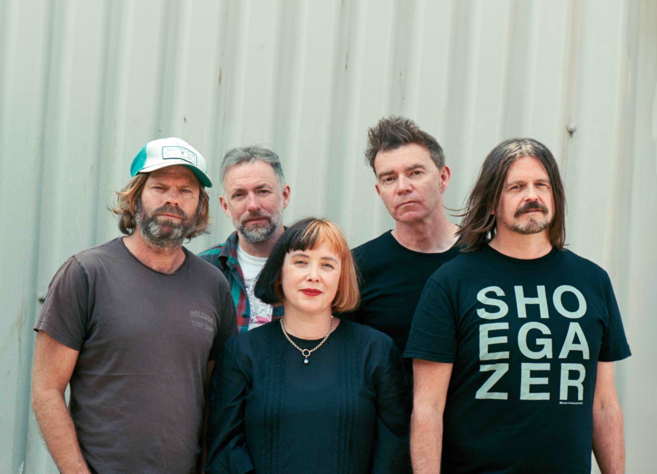 Slowdive – Kisses (electronic version 3)