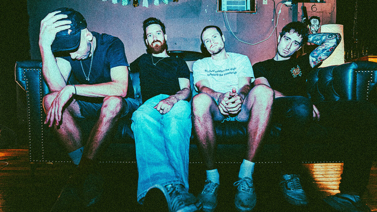 Dead Poet Society – Hurt (ft. The Warning)