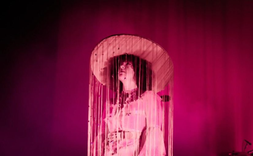 Arcade Fire – Pink Elephants