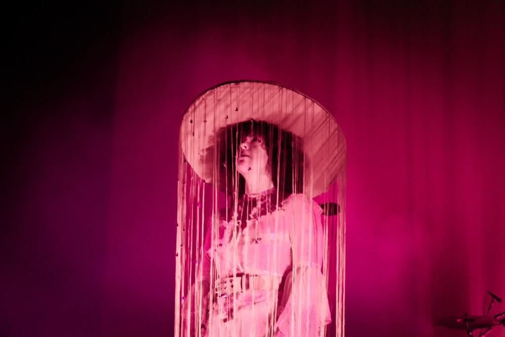 Arcade Fire – Pink Elephants