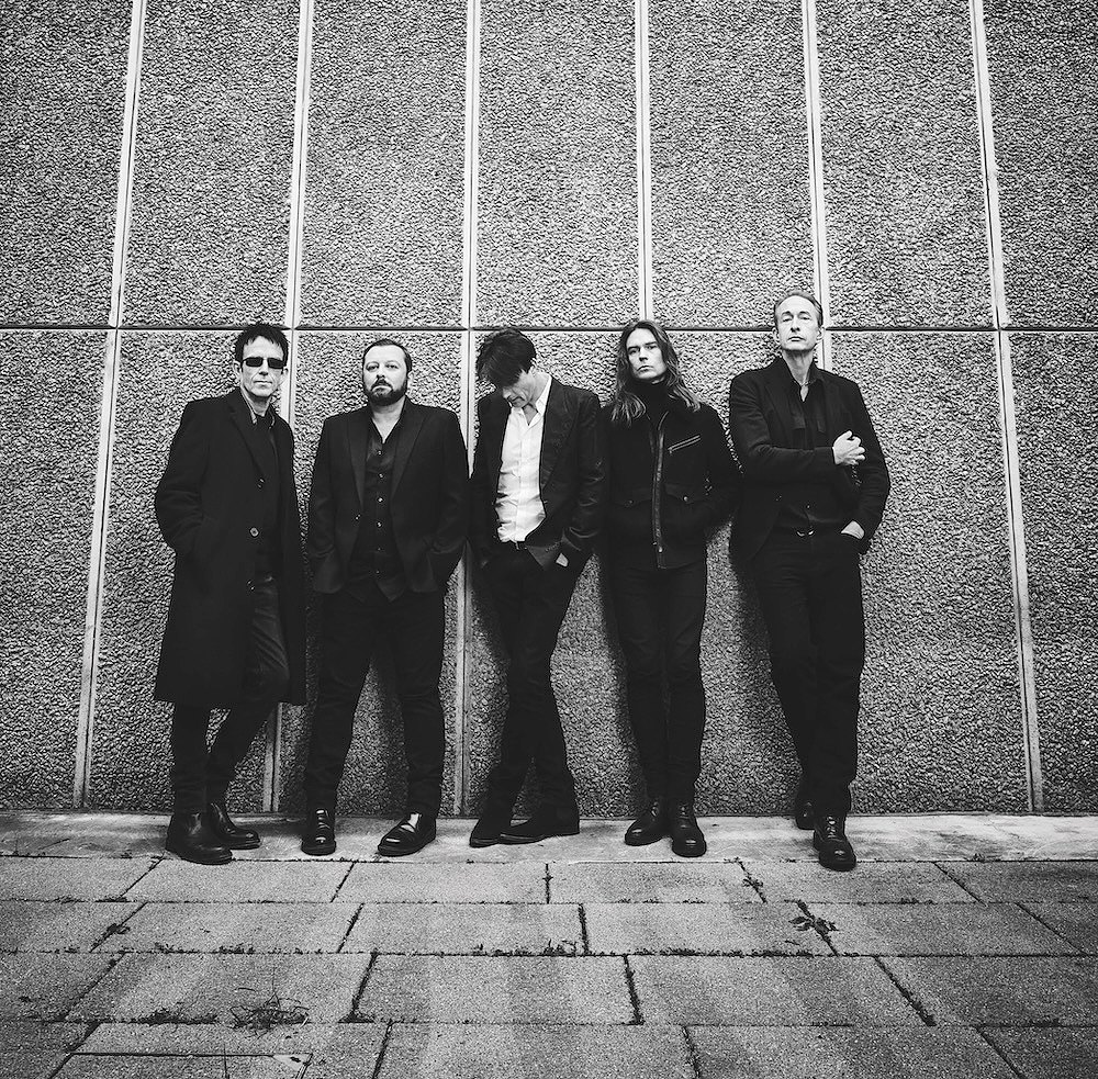 Suede – Dancing With Europeans