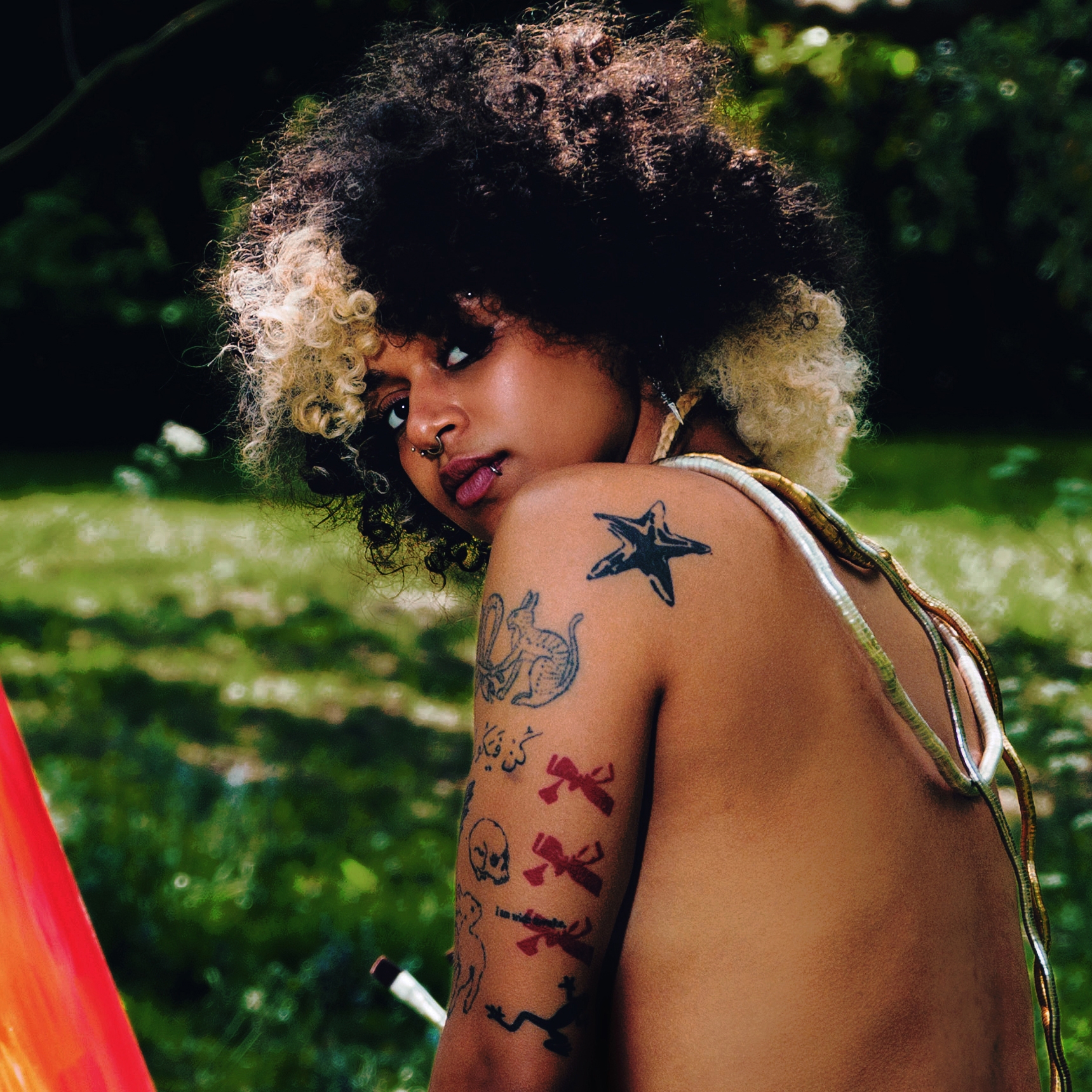 Popwarmer: Nxdia – Nothing At All