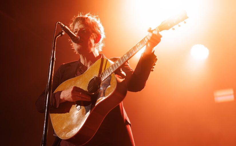 Spoon – Guess I’m Falling In Love