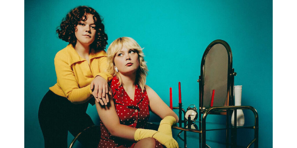 Girl Tones – Burnout