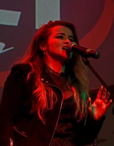 Grace de Gier releases “Done” — a cinematic rock anthem about emotional freedom