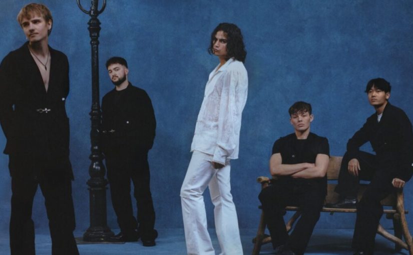 Popwarmer: De Nachtwacht – Huis van Zwart en Rood