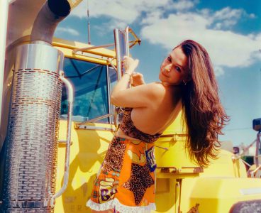 Annabelle Chairlegs – Patty Get Your Gun
