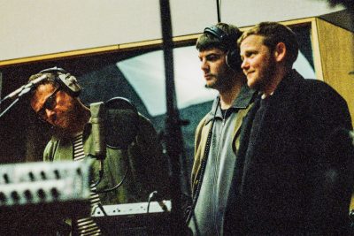 Damon Albarn, Grian Chatten, Kae Tempest – Flags