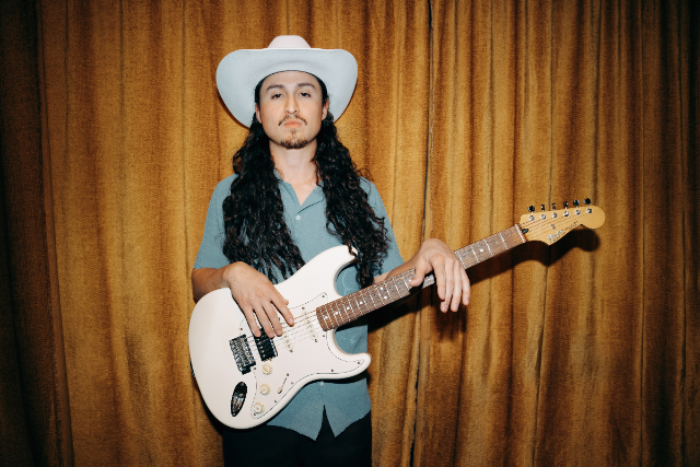 Popwarmer: Marlon Funaki – Skin