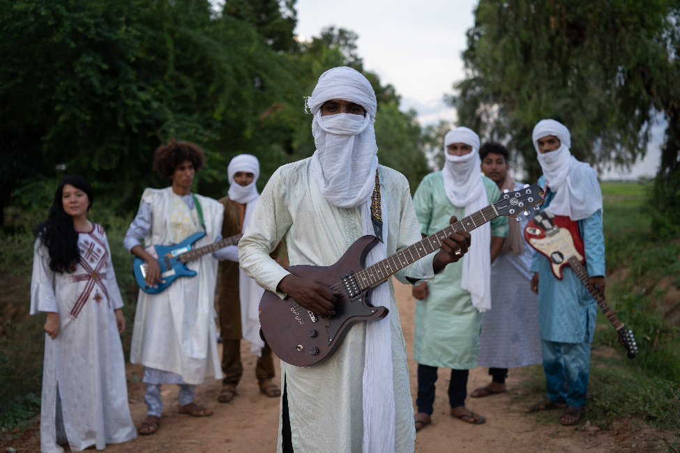 Toumastine – Attiba (Ephemeral) feat. Mdou Moctar