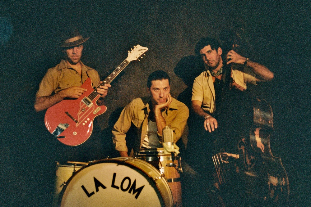 LA LOM, Los Miros – Luchando
