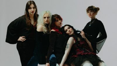 VENUS GRRRLS – Eve
