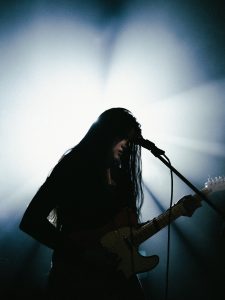 Modern Woman – Johnny’s Dreamworld