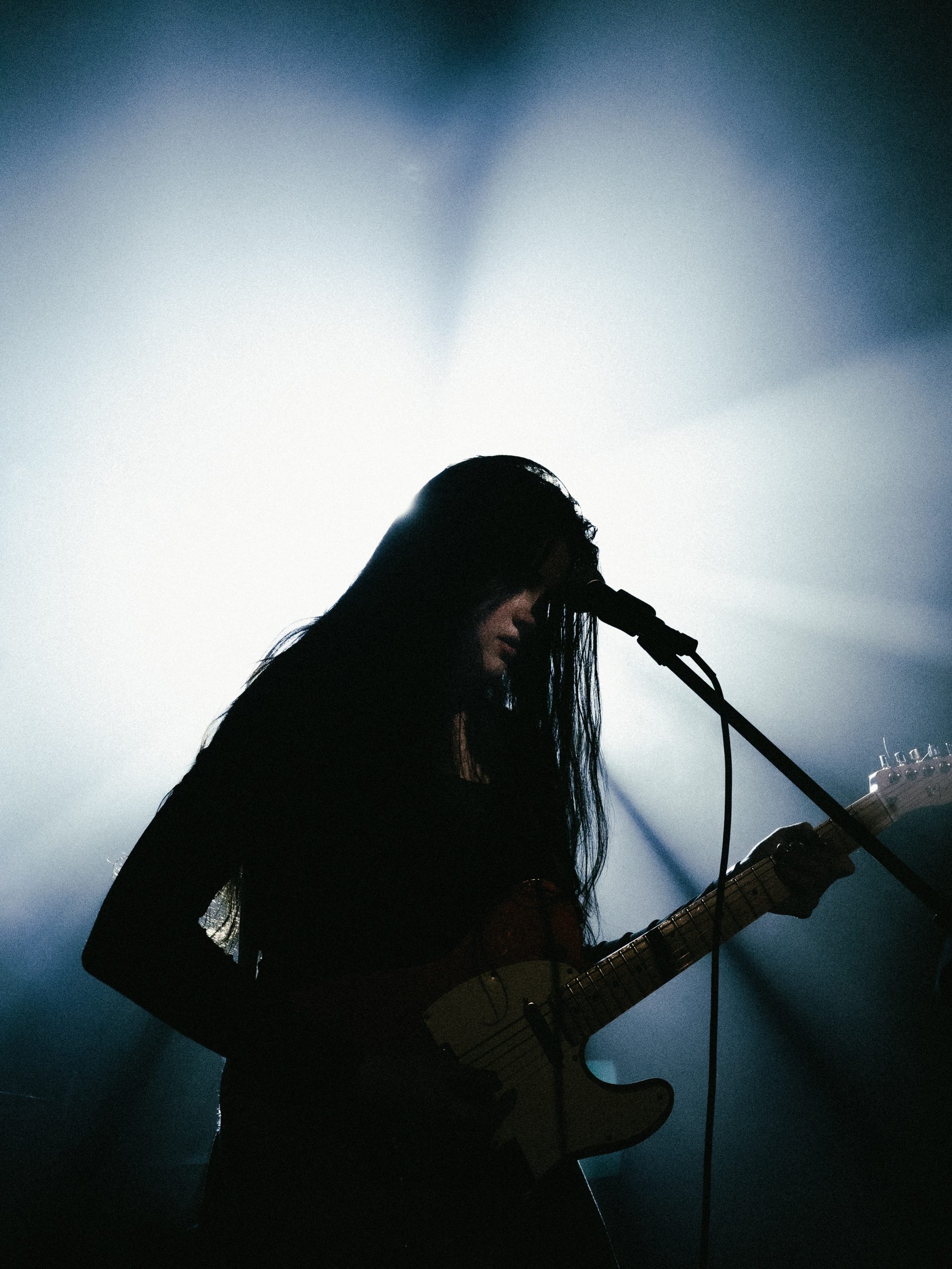 Modern Woman – Johnny’s Dreamworld