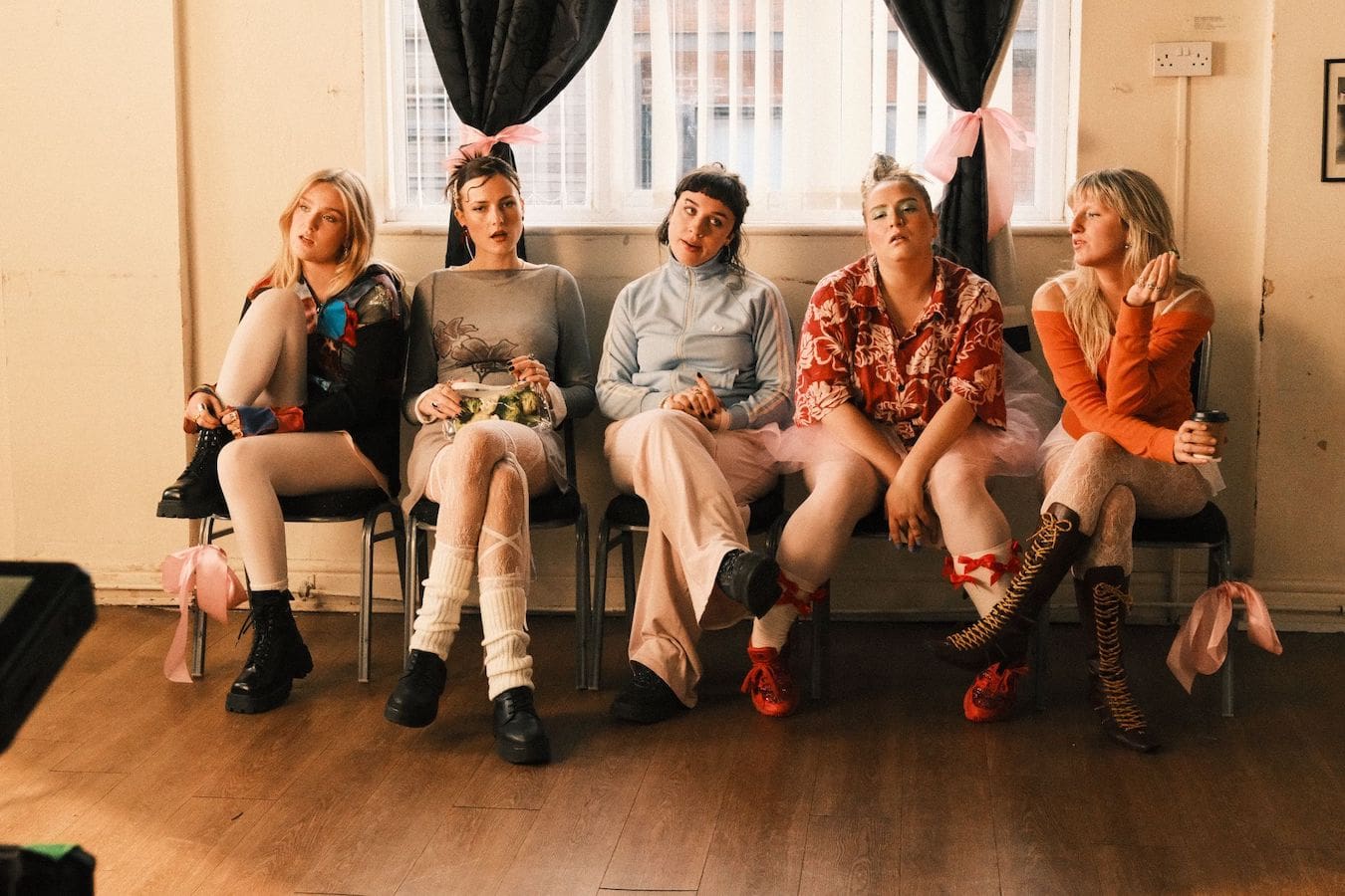 Girl Group – Food Shopping