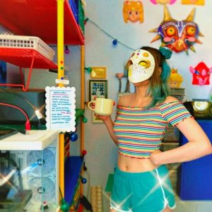 YOLKNESS – Soft Sides