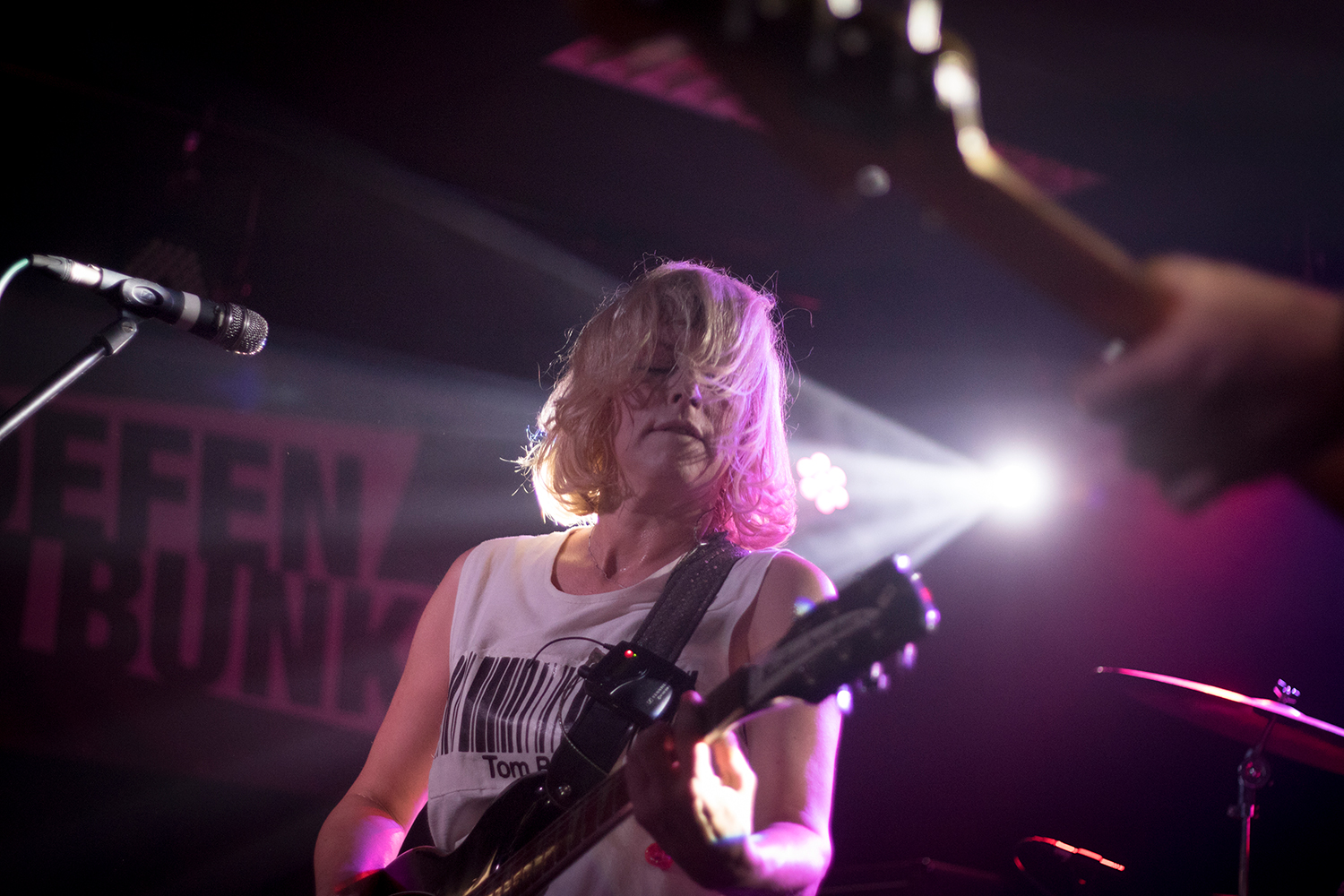 Bettie Serveert op 3 december naar Hedon