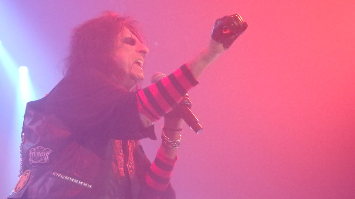 Live Review: Alice Cooper @ 013
