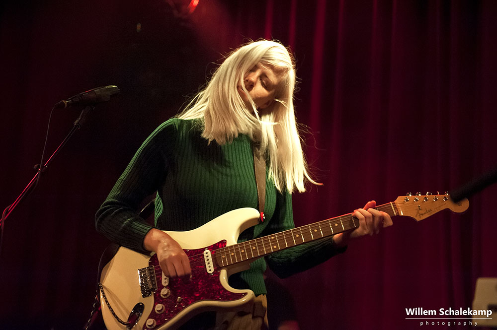Clip van de Dag: Amber Arcades