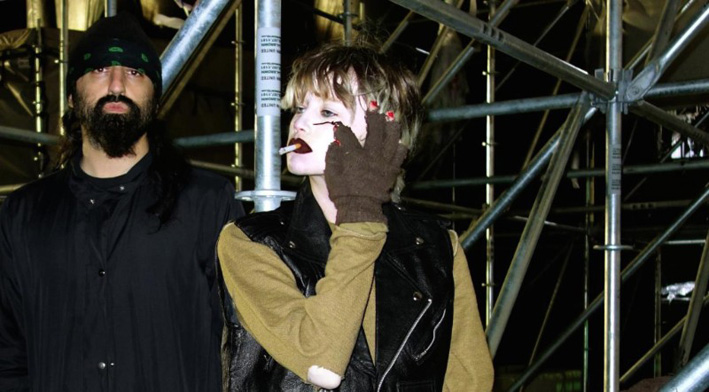 Cystal Castles kondigen nieuw album aan