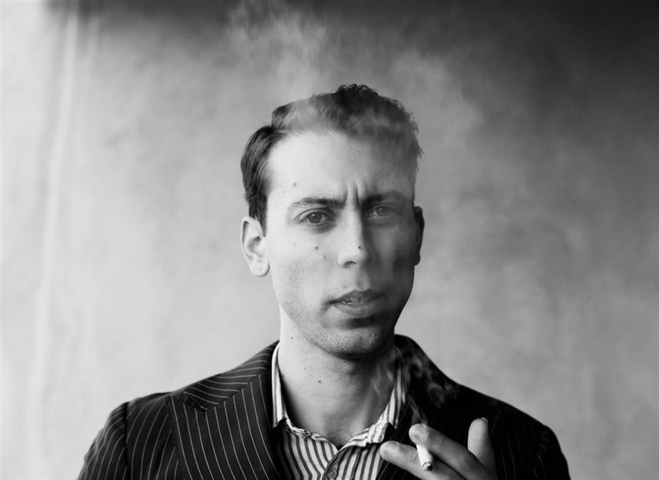 Album Reviews: Daniel Romano en Amber Arcades