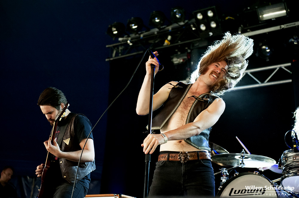 Nieuw nummer Death Alley – Feeding The Lions
