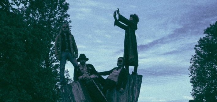 Death Hawks naar Atak en Paradiso