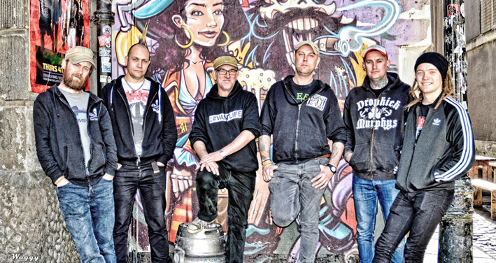 Nottinghamse folk-punkgroep Ferocious Dog organiseert food drops