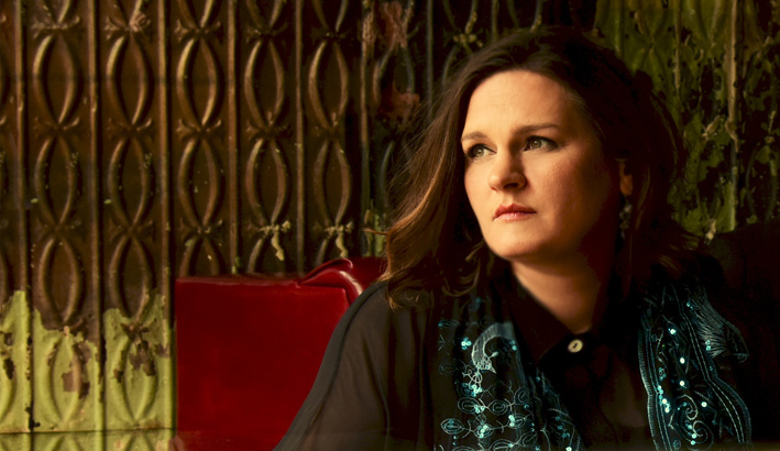 Madeleine Peyroux brengt nieuw album Secular Hymns