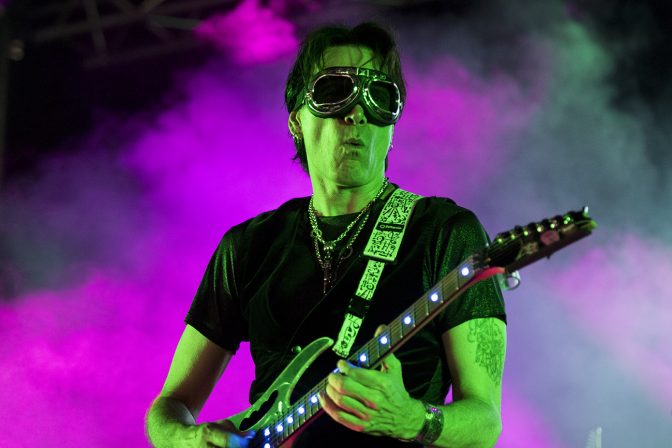 Steve Vai