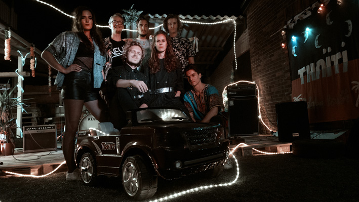 Thaïti laat legende uit het Nijmeegse nachtleven floreren in videoclip