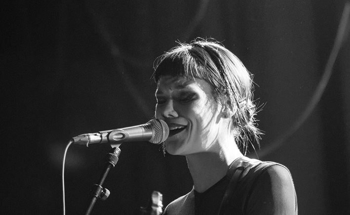 Live Foto Review: Trixie Whitley @ De Roma