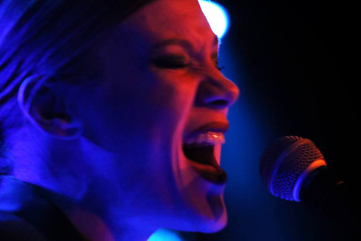 Live Foto Review: Trixie Whitley @ Muziekgieterij