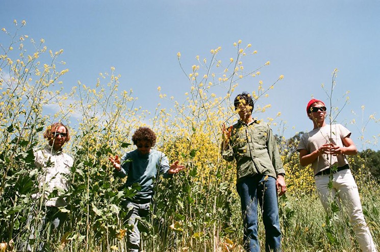 Allah-Las – Famous Phone Figure