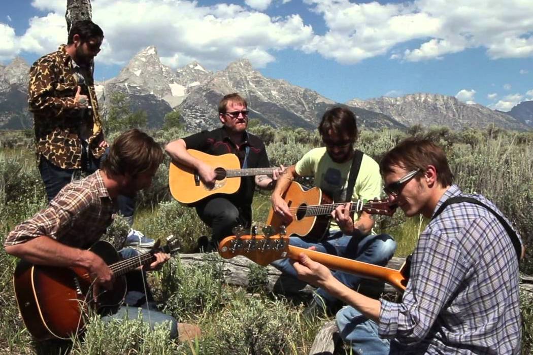 IJsbreker: Band Of Horses – Casual Party