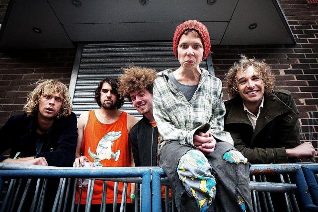 Pond – Elvis’ Flaming Star