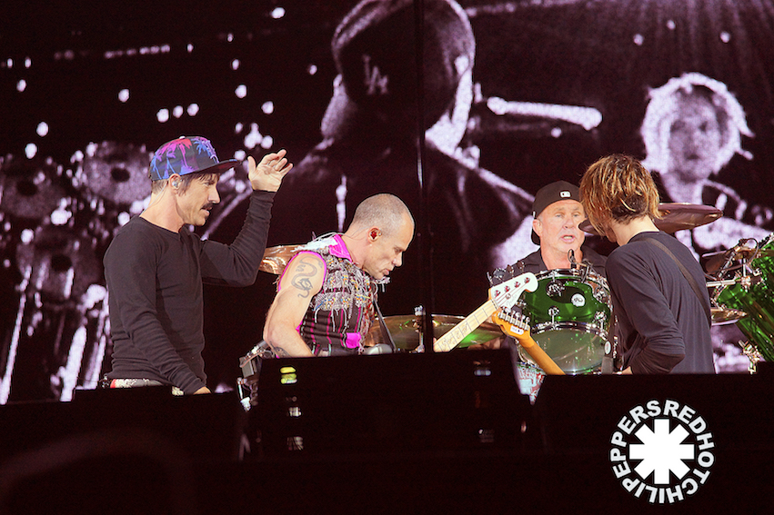 Album Reviews: Red Hot Chili Peppers en The Duke Spirit