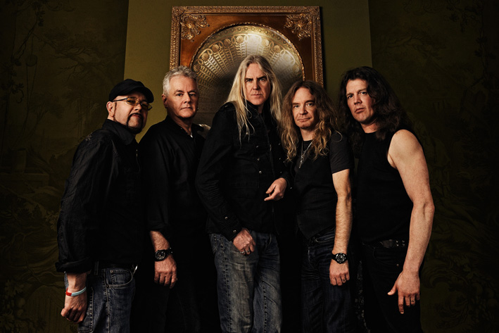 Saxon in november naar 013 en Hedon